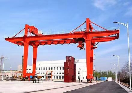 龍門起重機(jī)